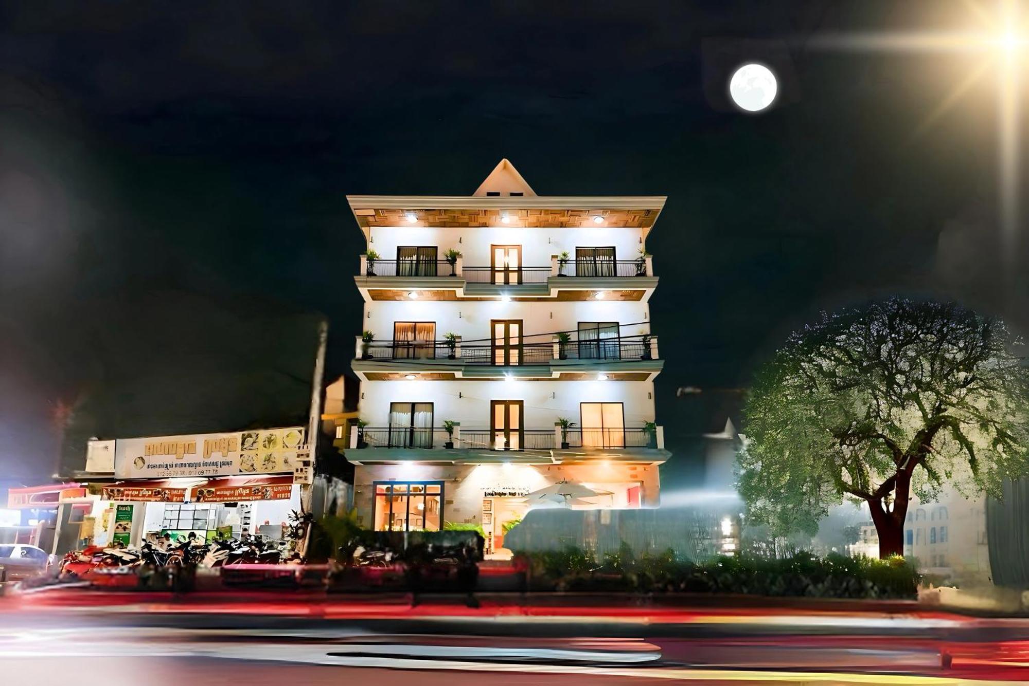 Vplus Hotel Siem Reap Exterior foto